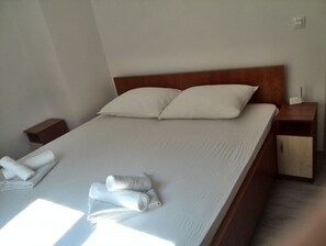 Cunas gratuitas, wifi gratis y ropa de cama 