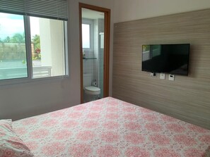 3 عدّة غرف نوم ومكواة/لوح كي وواي فاي مجانًا وملاءات أسرّة