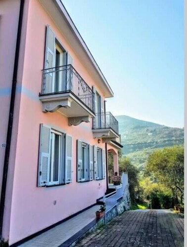 CharmingFlat-La Spezia-near 5 Terre-WiFi-Parking