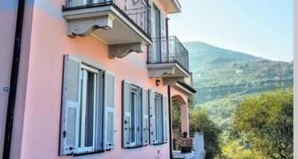 CharmingFlat-La Spezia-near 5 Terre-WiFi-Parking
