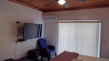 2 sovrum, strykjÀrn/strykbrÀda, gratis wi-fi och sÀngklÀder