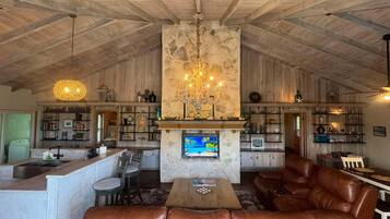 Bar (in der Unterkunft)