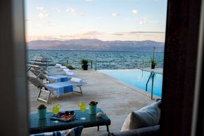 Pool - Beachfront Villa Endora with Pool (Sutivan)