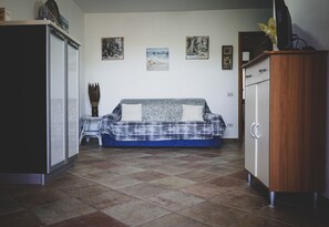 TV, offices - NEAR THE BEACH VILLA MARGHERITA (Costa Rei)