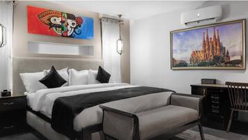 Luxe kamer | Lakens van Egyptisch katoen, luxe beddengoed, een minibar