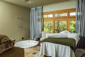Body treatments, body scrubs, facials, manicures and pedicures, massages - Bendito Cacao Resort & Spa (Campos do Jordão)