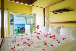 1 bedroom, WiFi - Luna Sea Inn, Superior Deluxe Ocean Front (Bluefields)