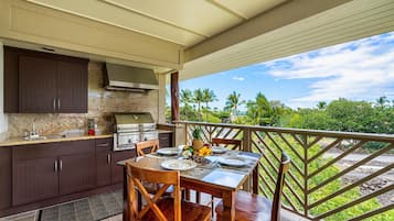 Rumah, Beberapa Tempat Tidur, pemandangan lapangan golf (Waikoloa Beach Villas E33) | 2 kamar tidur