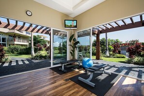 独立别墅, 多张床, 高尔夫景观 (Waikoloa Beach Villas E33) | 健身设施