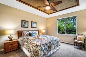 Condo, 1 King Bed, Golf View (Waikoloa Beach Villas G2) | 2 bedrooms, free WiFi, bed sheets - Waikoloa Beach Villas G2 (Waikoloa)