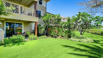 Condo, 1 King Bed, Golf View (Waikoloa Beach Villas G2) | Property grounds