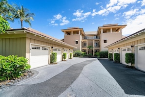 Condo, 1 King Bed, Golf View (Waikoloa Beach Villas G2) | Exterior