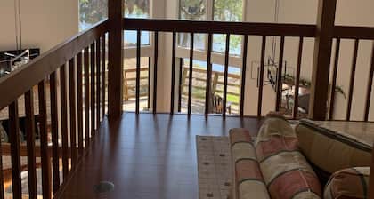 Luxurious house on secluded 3.8 acres, oak trees on Manatee River, large decks