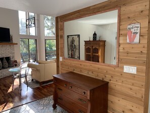 Smart TV, fireplace, DVD player, books