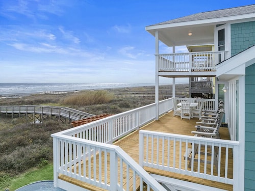 Oceanfront Home with Pool & Private Beach Walkover