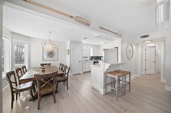 Dining - Oceanfront Home with Pool & Private Beach Walkover (Galveston)