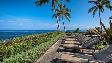 Rumah, 1 Tempat Tidur King dengan tempat tidur Sofa, pemandangan kebun (Halii Kai at Waikoloa 2B) | Halaman properti