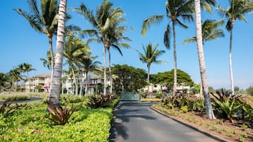 Villa, 1 King Bed with Sofa bed, Golf View (Fairway Villas Waikoloa J21) | Property grounds