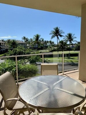 Condo, Multiple Beds, Partial Ocean View (Vista Waikoloa B206) | Balcony - Vista Waikoloa B206 (Waikoloa)