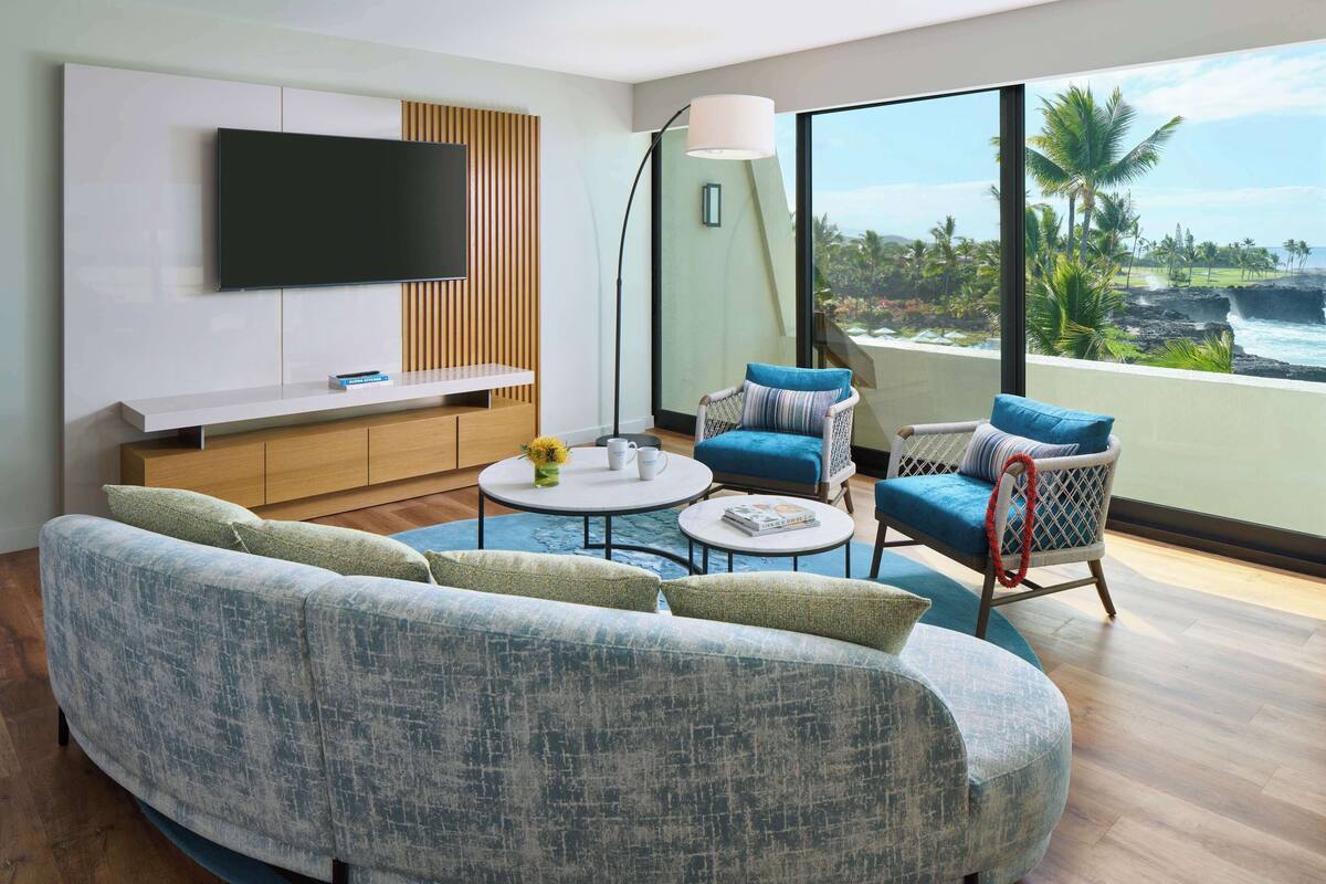 royal suite (huakai) | 1 bedroom, premium bedding, in-room safe, desk