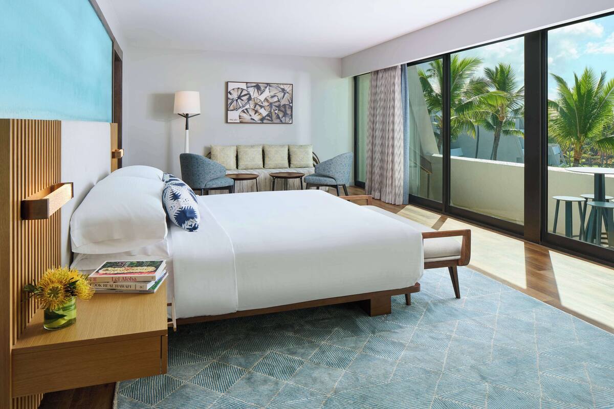 Phòng Suite Royal (Huakai) | Bộ đồ giường cao cấp, két bảo mật tại phòng, bàn 