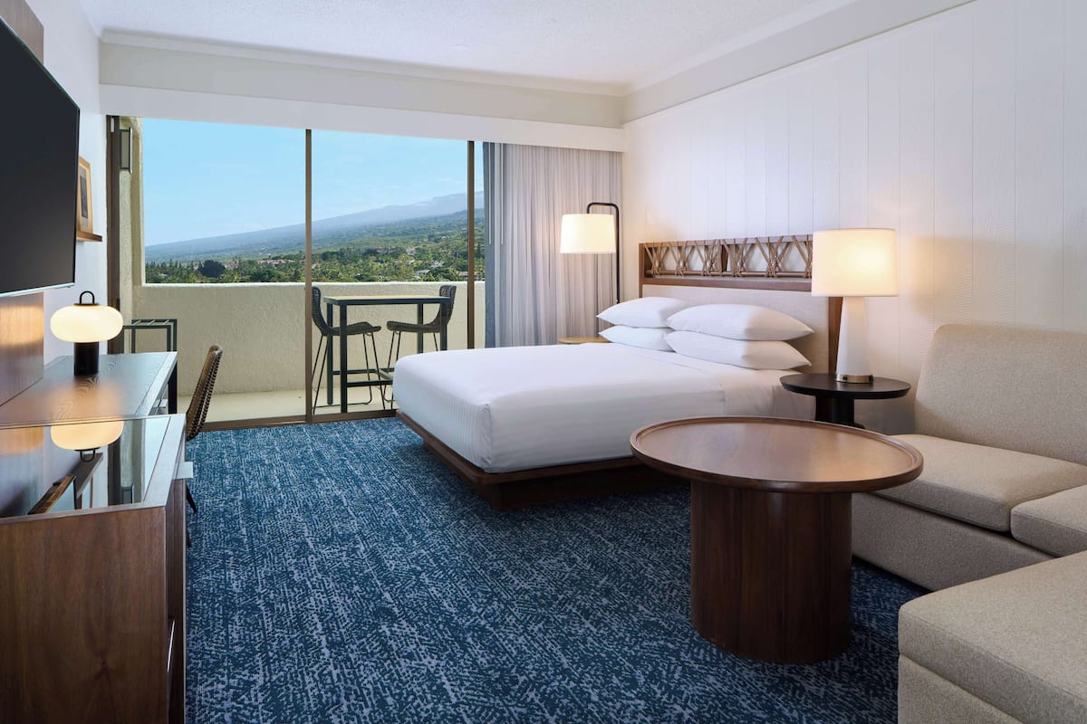 1 bedroom, premium bedding, in-room safe, desk