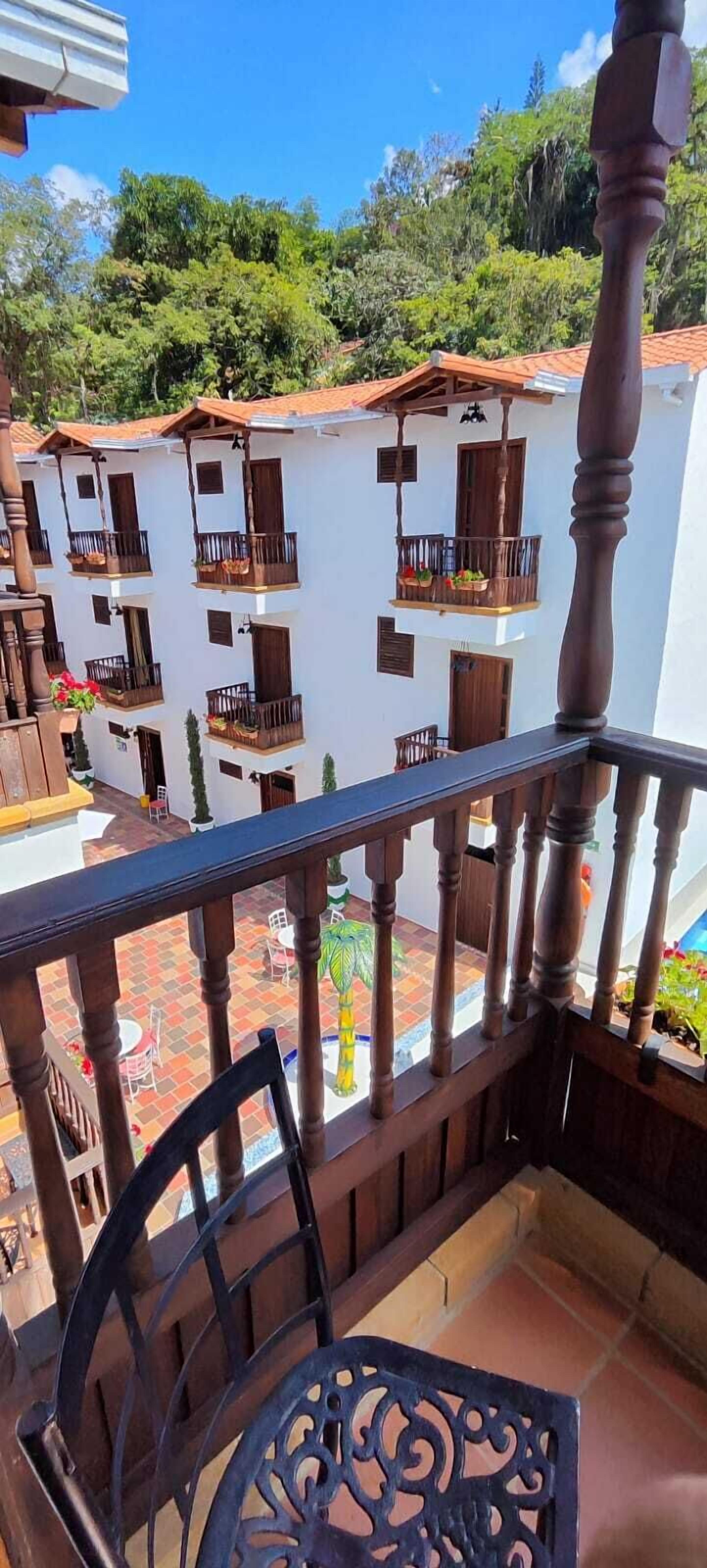 华丽双人房 | 客房内保险箱、熨斗/熨板、免费 WiFi