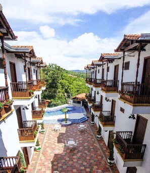 Courtyard - Alejandria Resort Barichara (Barichara)