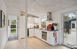 Fridge, microwave, oven, stovetop - Amazing home in Hjerm with house a panoramic view (Hjerm)