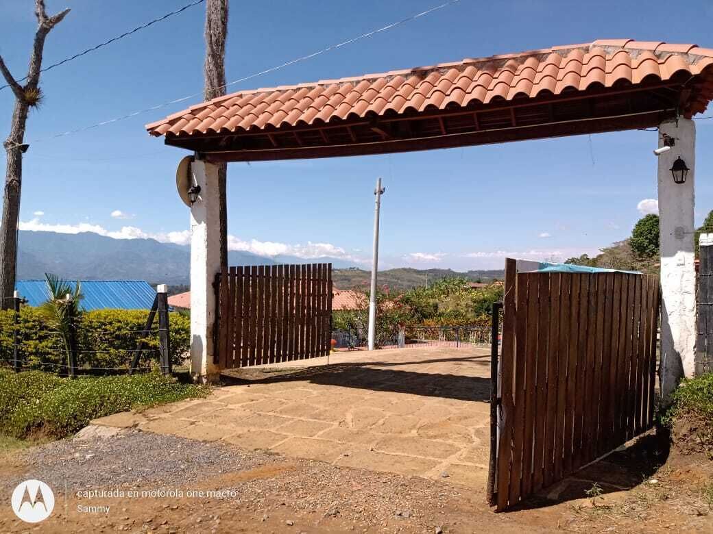 Entrada da propriedade