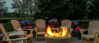 Free Breakfast. Seasonal Outdoor Pool. Gym. Great for Business Travelers!