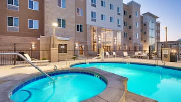 Una piscina riscaldata