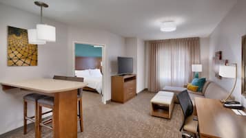 1 bedroom, in-room safe, iron/ironing board, free WiFi