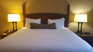 1 bedroom, in-room safe, iron/ironing board, WiFi (free)