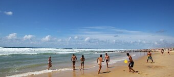 Appart à 100m de la Plage + piscine !