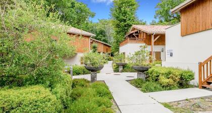 Appart à 100m de la Plage + piscine !