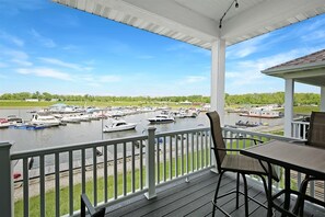 House, Multiple Beds (Anchored Inn) | Exterior - Harbor Lights #228 (Ottawa)