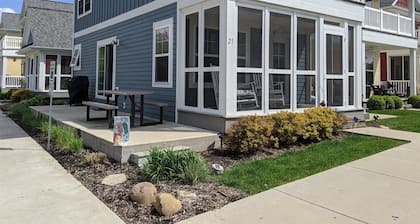 Spyglass Inn