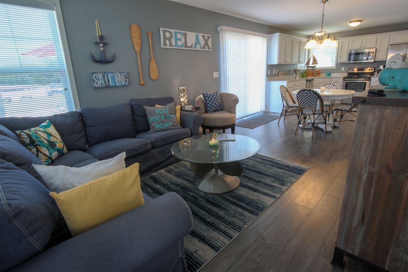 House, Multiple Beds (Spyglass Inn) | Living room