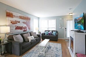 House, 2 Queen Beds (Red Anchor) | Exterior
