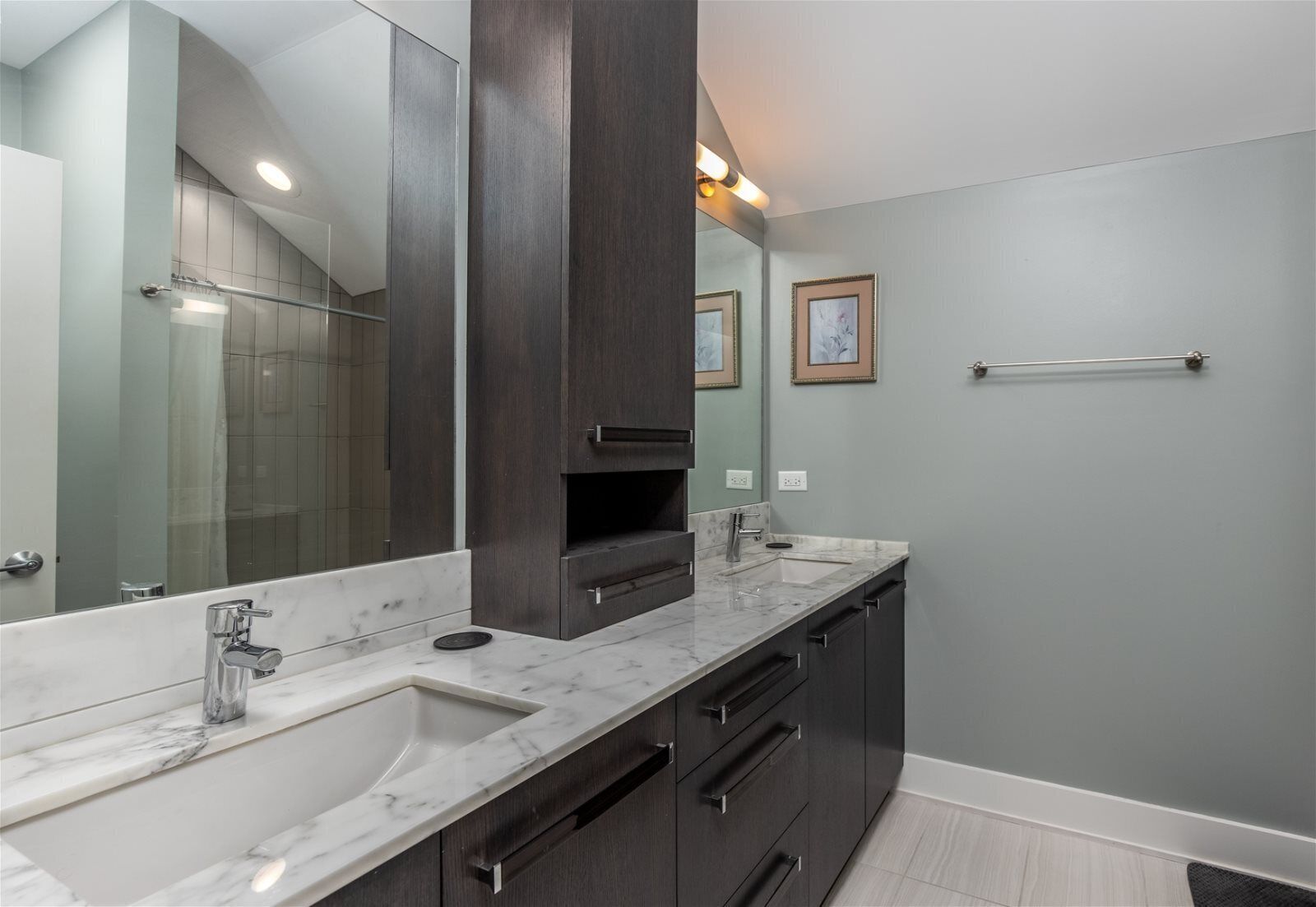 Casa, varias camas (Serendipity) | Baño