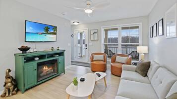 House, 2 Queen Beds (Out of Office) | Living area | TV