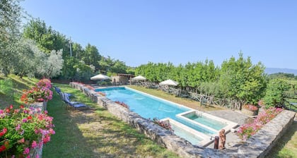 Beautiful home in Castelfranco di Sopra