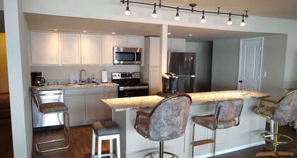 Luxury lake front at the corner of Duck Creek and the main lake.