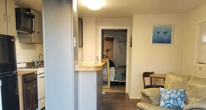 Coastal fishing and duck hunting getaway one bedroom