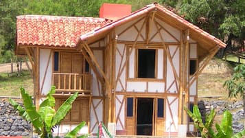 3 habitaciones, wifi gratis y ropa de cama