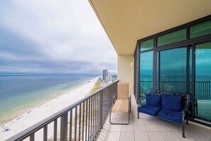 Property grounds - Phoenix West 2103 - Beautiful 3BR ~Beach Front (Orange Beach)