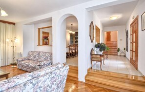 TV - Stunning home in Labin with WiFi (Labin)