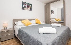 3 Schlafzimmer, kostenloses WLAN, Bettwäsche
