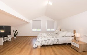 3 chambres, Wi-Fi gratuit, draps fournis